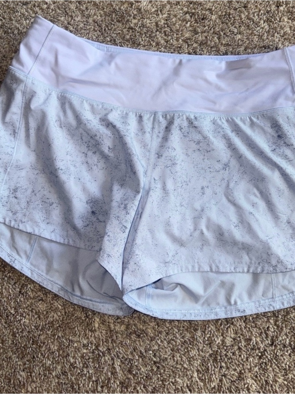 Lululemon light lilac Speed Up Shorts size 8